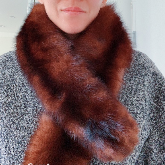 Genuine Fur Collar - Picture 6 of 8